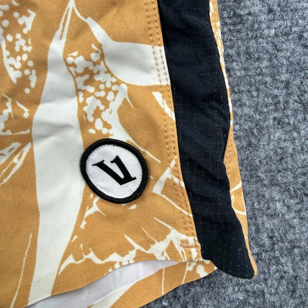 Vuori Board Shorts 34 Ochre Tropical Floral‎ Performance Swim Trunks Men's